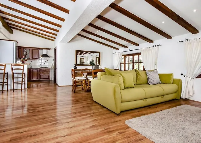 Feriehus House Tamara 2041 *