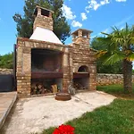 House Tamara 2041