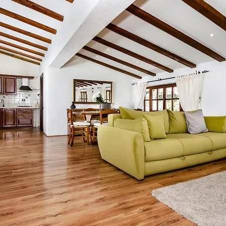 펜션 House Tamara 2041 *